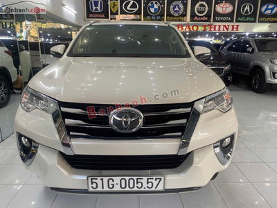 Xe Toyota Fortuner 2.7V 4x2 AT 2017