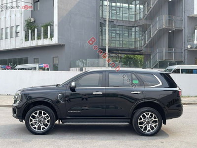 Xe Ford Everest Titanium 2.0L 4x2 AT 2024