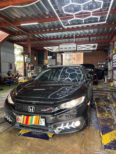 Honda Civic 2017 1.8 AT