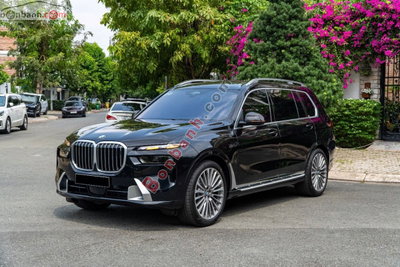 Xe BMW X7 xDrive40i 2022