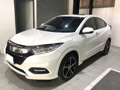 Honda HR-V Trắng 5 chỗ Số tự động