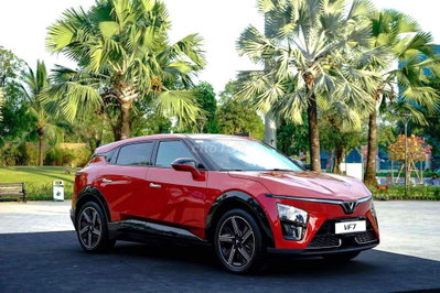 Xe điện VinFast VF7 Plus Đỏ Mới