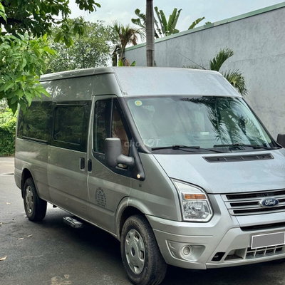 Ford Transit MT dầu 2016 tải van 6 chổ 900kg