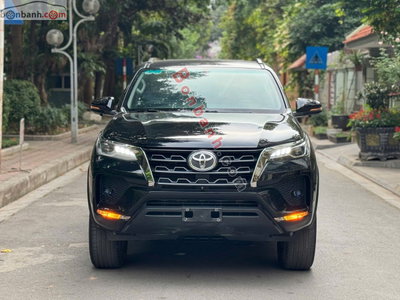 Xe Toyota Fortuner 2.4L 4x2 AT 2022