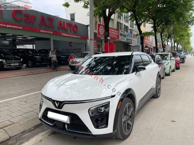 Xe VinFast VF7 Plus 2025