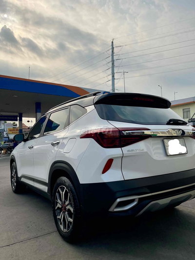 Kia Seltos 2023 1.6 Premium 12000 km