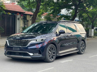 Xe Kia Carnival Signature 2.2D 2022