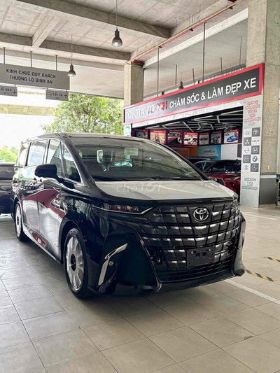 Toyota Alphard Đen 7 chỗ