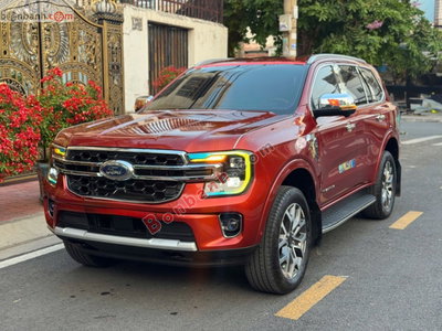 Xe Ford Everest Titanium Plus 2.0L 4x4 AT 2022