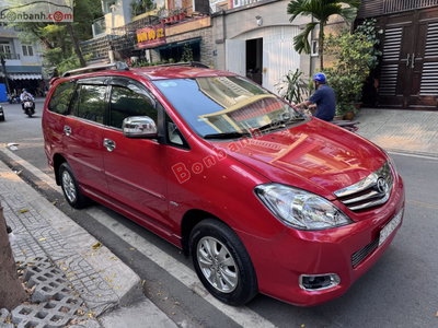 Xe Toyota Innova V 2008