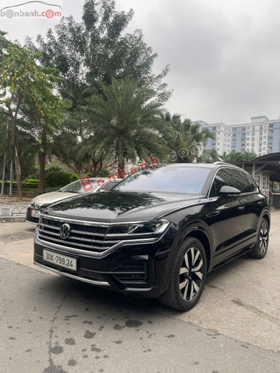 Xe Volkswagen Touareg Luxury 2.0 TSI 2023