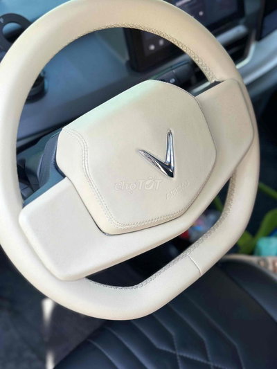 Xe điện VinFast VF3 2025 Vàng