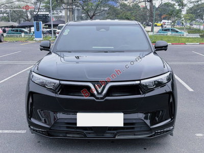 Xe VinFast VF9 Eco 2024