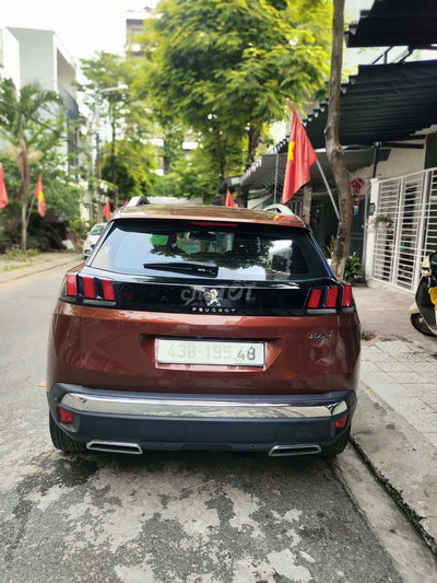 Peugeot 3008 Sports Turbo Nâu