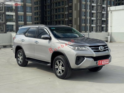 Xe Toyota Fortuner 2.4G 4x2 MT 2019