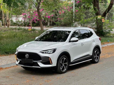 MG HS 2023 bản 1.5T LUXURY 16.000 km