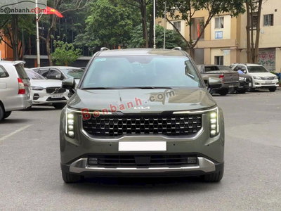 Xe Kia Carnival Signature 2.2D 2024