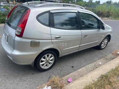 Chevrolet Vivant màu Bạc