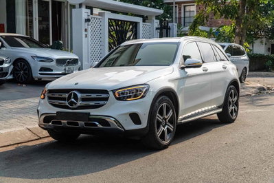 Mercedes GLC200 4Matic 2021 Trắng