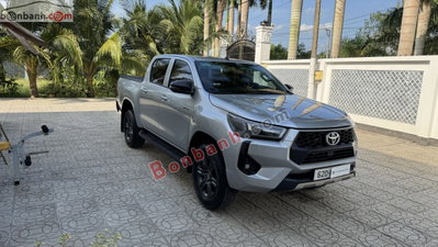 Xe Toyota Hilux 2.4L 4x2 AT 2025