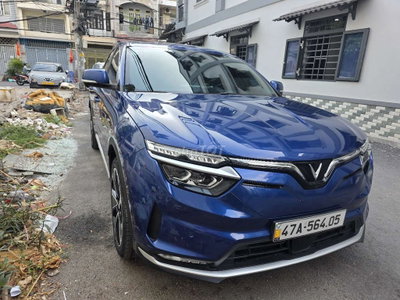 VinFast VF8 Plus 2022 Xanh 28000 km