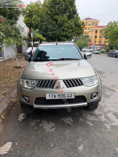 Xe Mitsubishi Pajero Sport D 4x2 AT 2011
