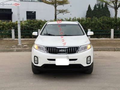 Xe Kia Sorento 2.4 GAT Deluxe 2019
