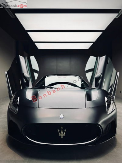 Xe Maserati MC20 Notte 2023