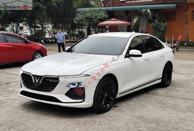 Xe VinFast Lux A 2.0 Base 2.0 AT 2021