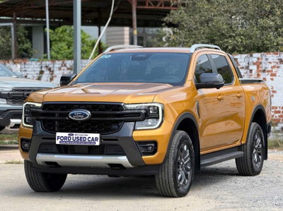 Ford Ranger Wildtrak 2025 Vàng, lướt; vay 75%
