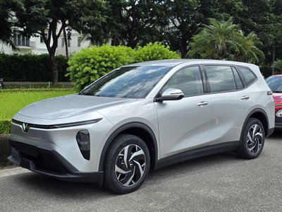 VinFast Limo xe sẵn giao ngay - 90Tr nhận xe
