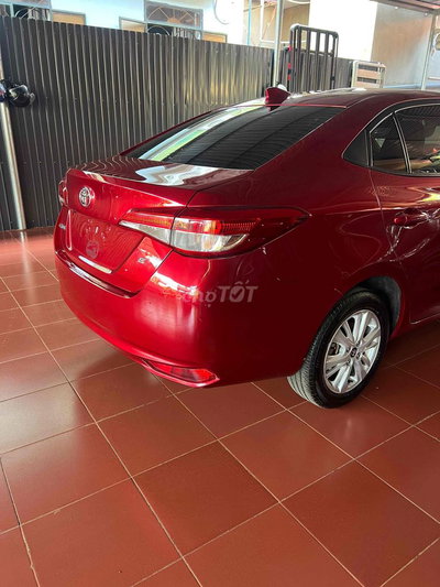 Toyota Vios E MT Đỏ