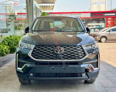 Xe Toyota Innova Cross HEV 2.0 CVT 2026