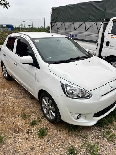 Mitsubishi Mirage 2014 90000 km Trắng