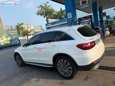 Xe Mercedes Benz GLC 250 4Matic 2018