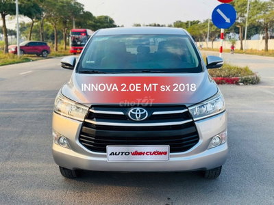 Toyota Innova 2018 2.0E MT Bạc
