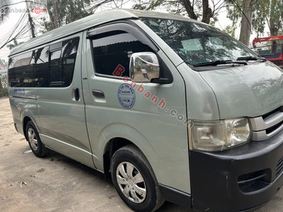 Xe Toyota Hiace Van 2.5 2010