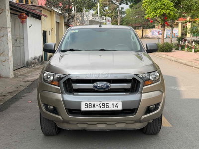 Ford Ranger XLS 2016 Vàng cát