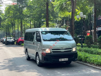 Xe Toyota Hiace 2.5 2011