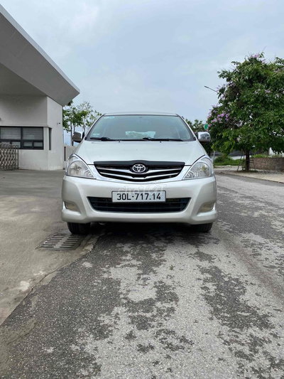 Toyota Innova 2008 G Bạc