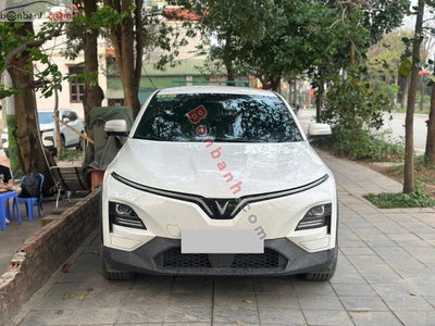 Xe VinFast VF6 Plus 2025