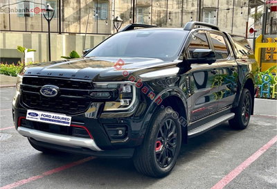 Xe Ford Ranger Stormtrak 2.0L 4x4 AT 2024
