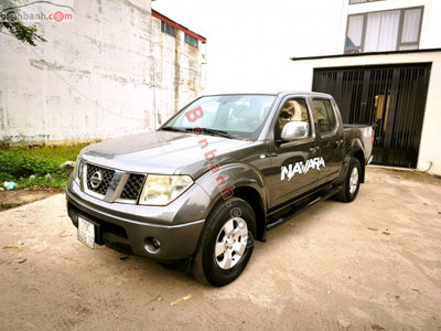 Xe Nissan Navara LE 2.5MT 4WD 2013