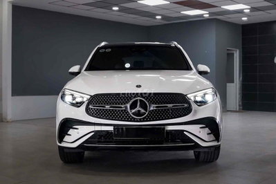 Mercedes GLC300 4Matic 2023 Lướt 34.000km Siu Đẹp