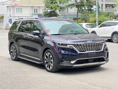 Xe Kia Carnival Signature 2.2D 2024