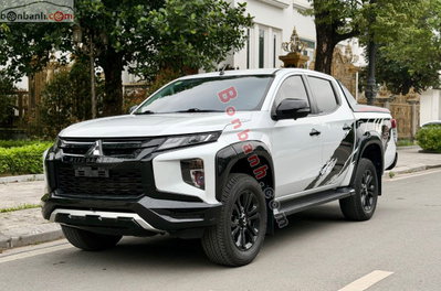 Xe Mitsubishi Triton Athlete 4x2 AT Mivec 2021