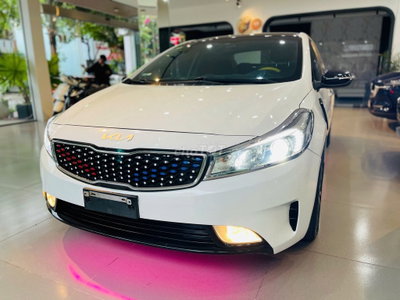 KIA Cerato 2017 1.6 MT 96.000 km Trắng