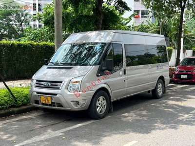Xe Ford Transit SVP 2019