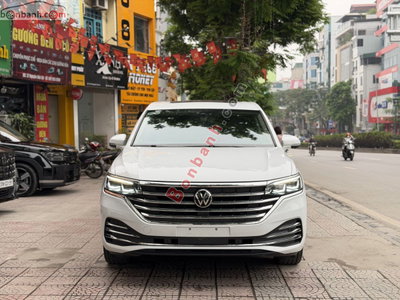 Xe Volkswagen Viloran Luxury 2024