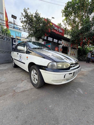 Fiat Siena 2005 Trắng Đen